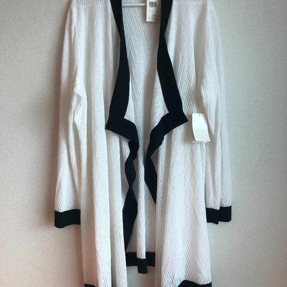 Misook Size 3X Black and White Open Front Cardigan